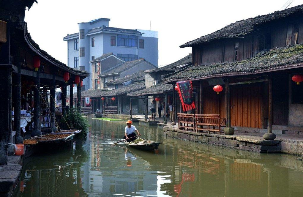 项目建设热潮迭起的背后